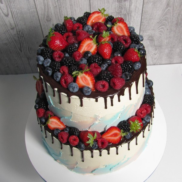 как украсить торт ягодами