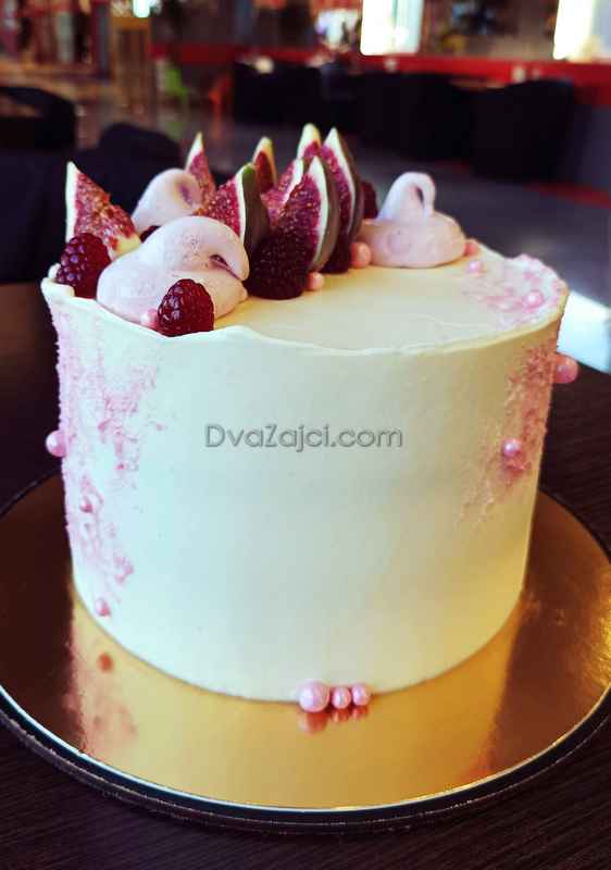 торт рожева ніжність